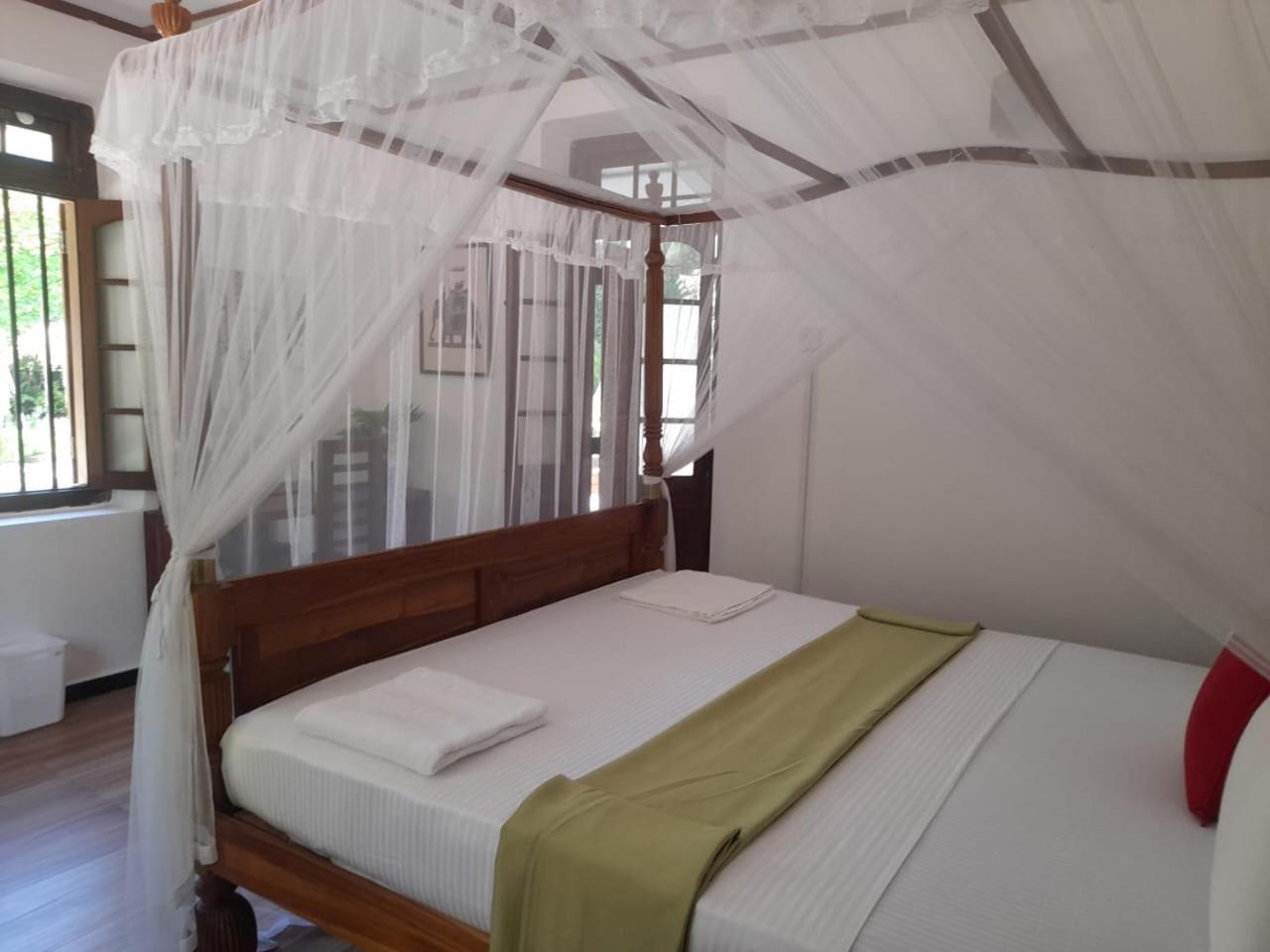 Tranquility Guest House ฮิกคาดูวา ภายนอก รูปภาพ