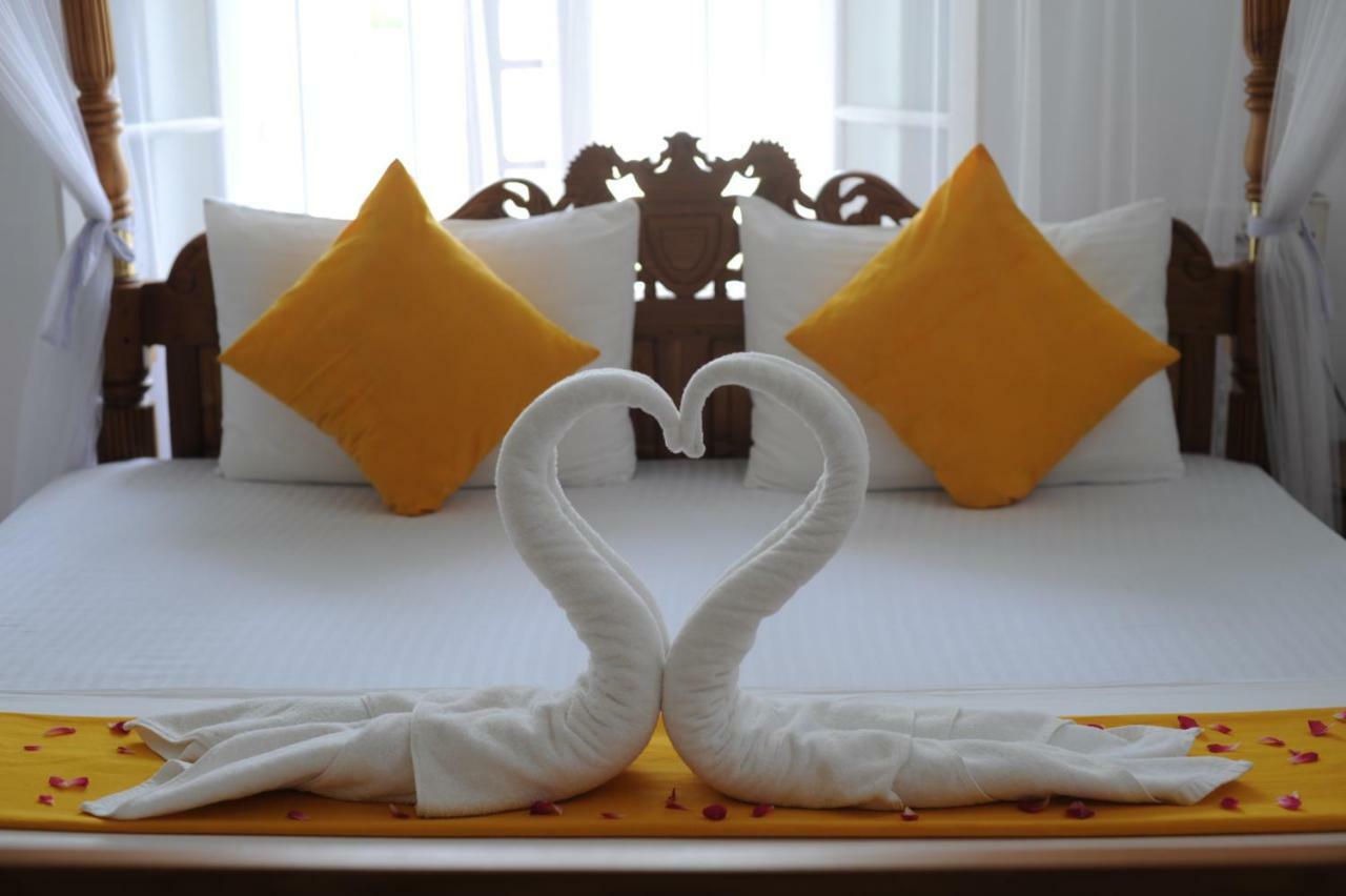 Tranquility Guest House ฮิกคาดูวา ภายนอก รูปภาพ